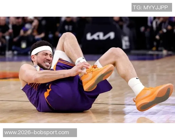 奥特布克确认轻微拉伤身体状况良好令全队松了一口气