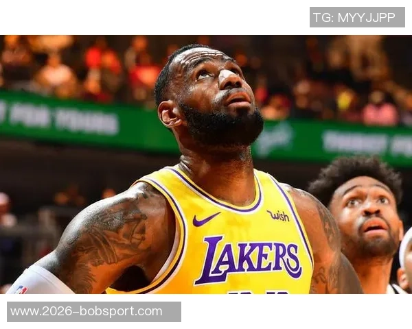 詹姆斯复出后场均上场时间引发争议湖记认为32到33分钟更为合理