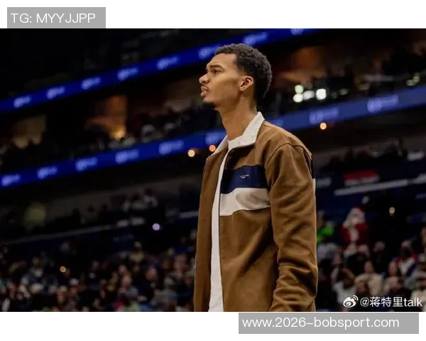 米奇约翰逊强调文班是球队基石但他渴望团队合作而非孤军奋战