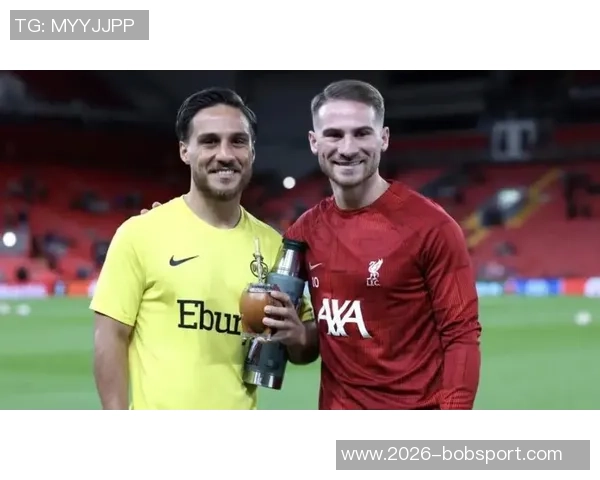 麦卡哥哥：身材不高但技巧出众，我们总能找到进球的机会